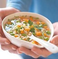 Soupe de légumes de printemps à l’orge perlé Soupe de légumes de printemps à l’orge perlé
